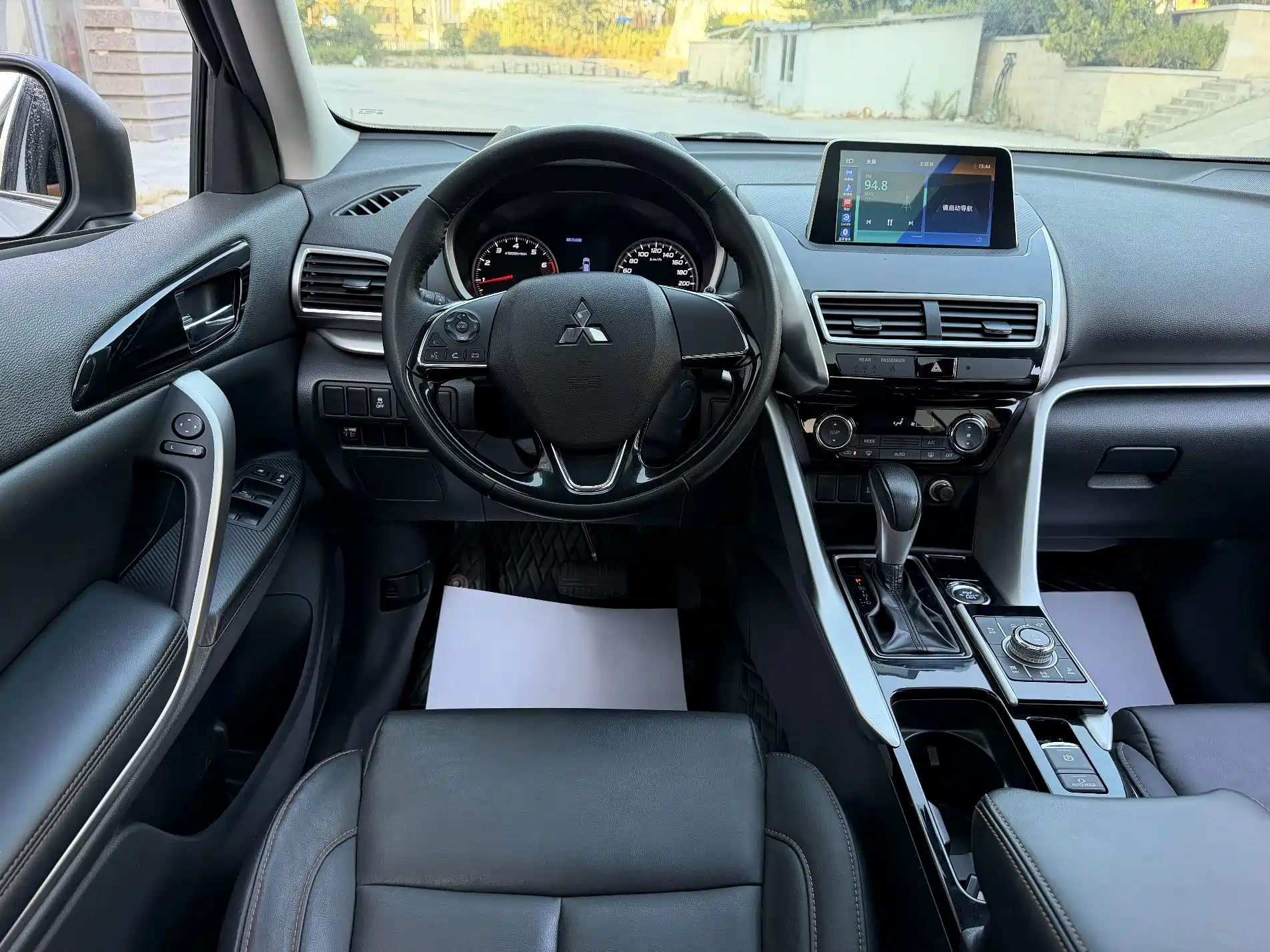 Photo 9 - Mitsubishi Eclipse Cross