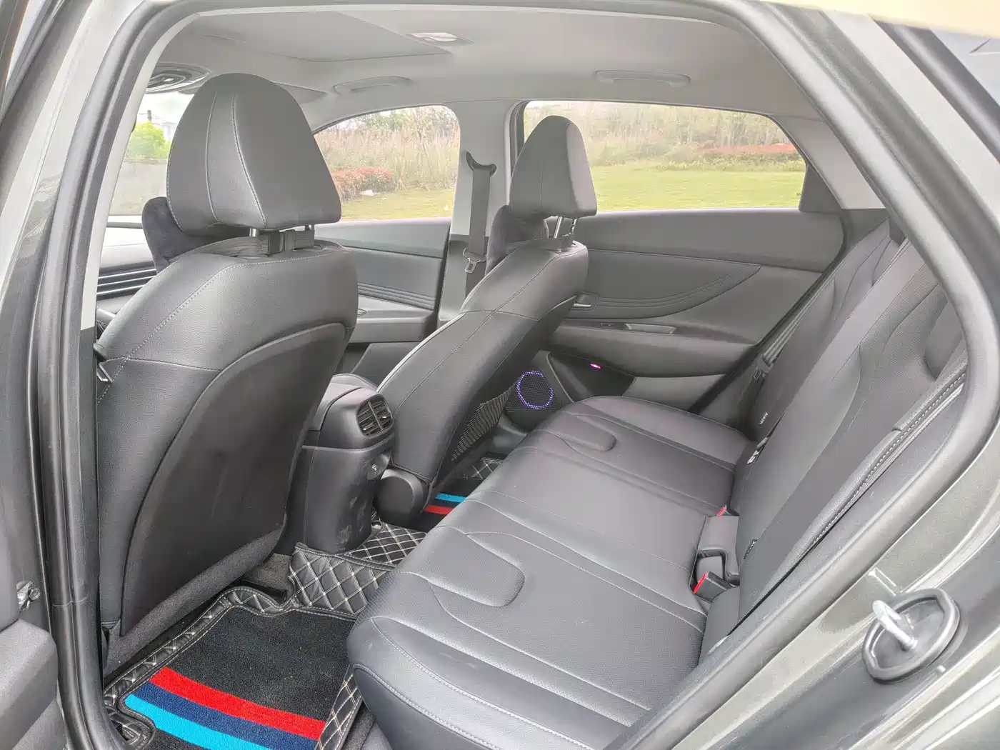 Hyundai Elantra 2023 1.5L CVT GLX Elite Edition фото 8