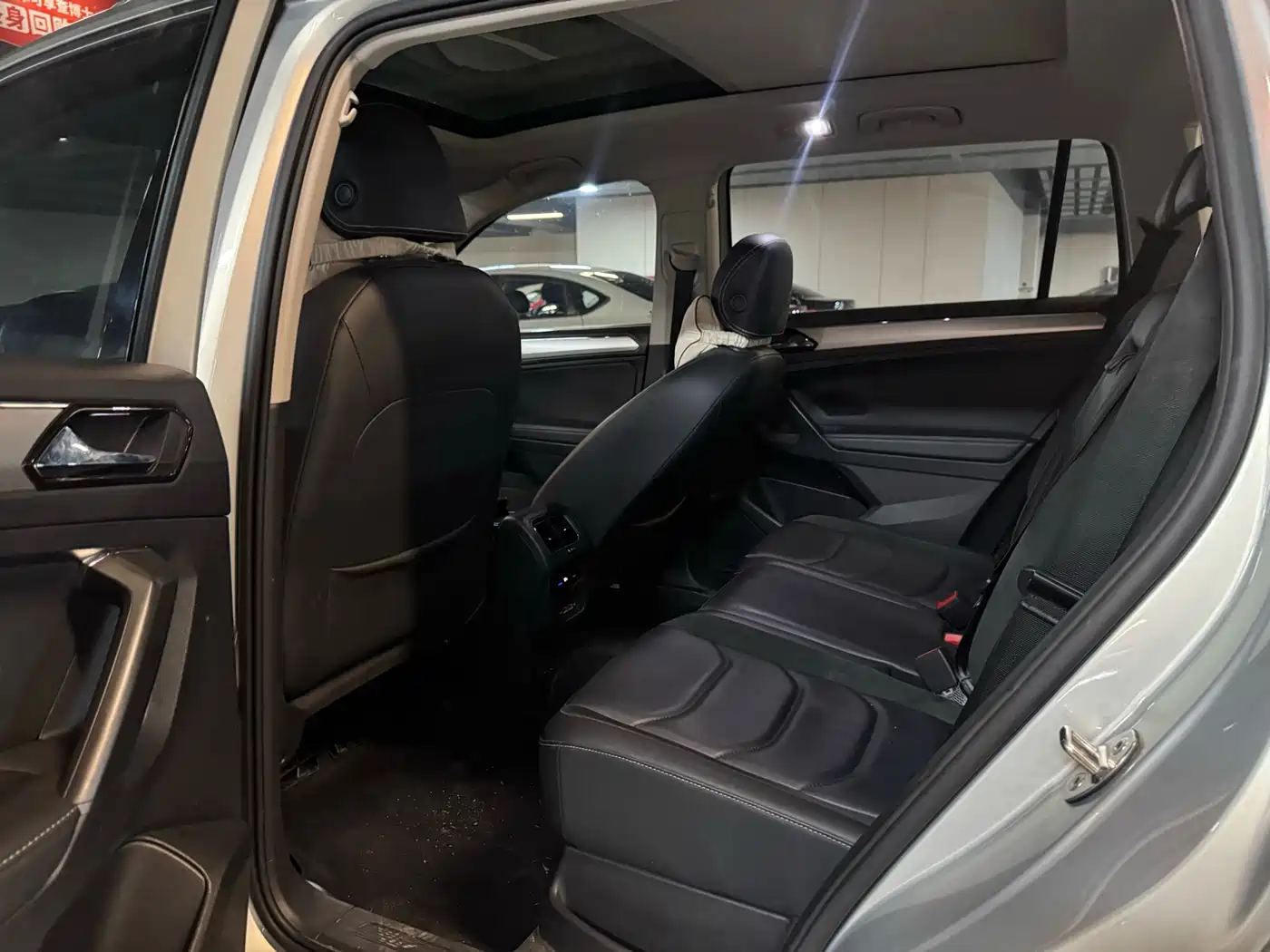 Volkswagen Tiguan L 2019 330TSI Automatic 2WD Panorama Comfort Edition China VI фото 5