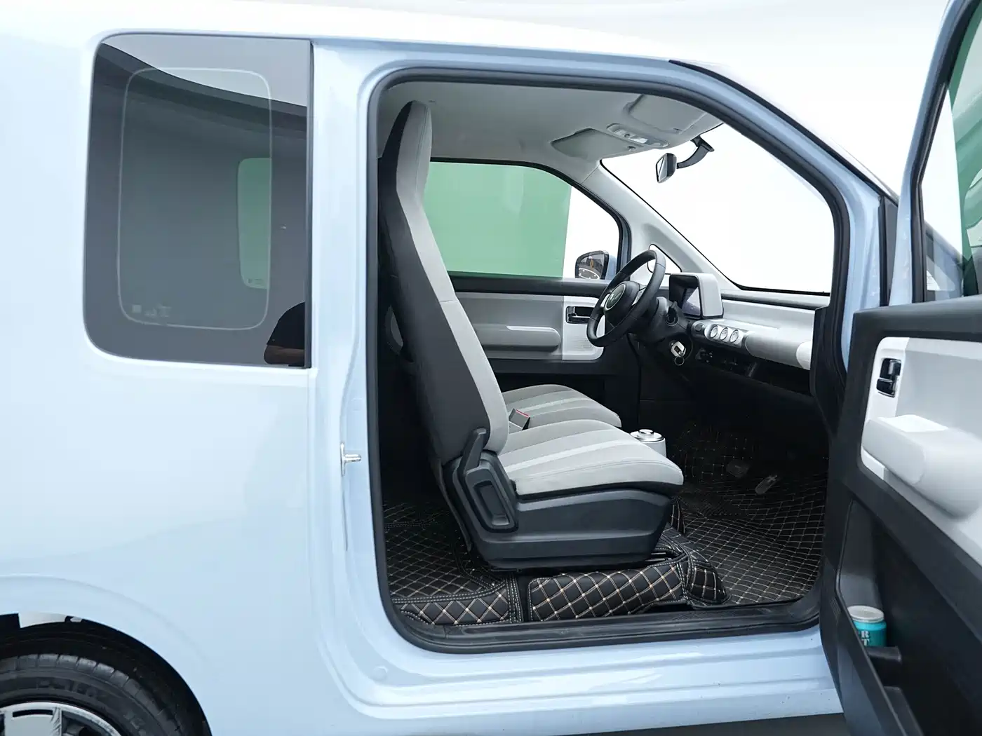 Wuling Motors Wuling Air ev 2023 2023 Model 4-Seater Standard Edition