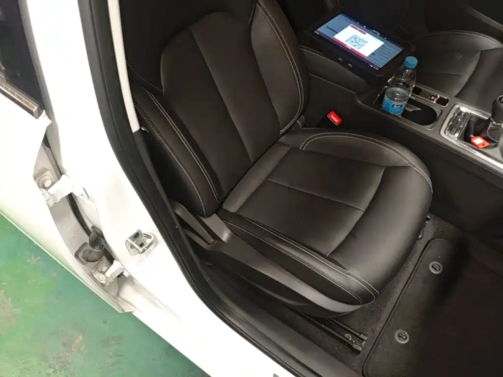 Roewe i6 2019 2018 20T Manual Luxury Edition