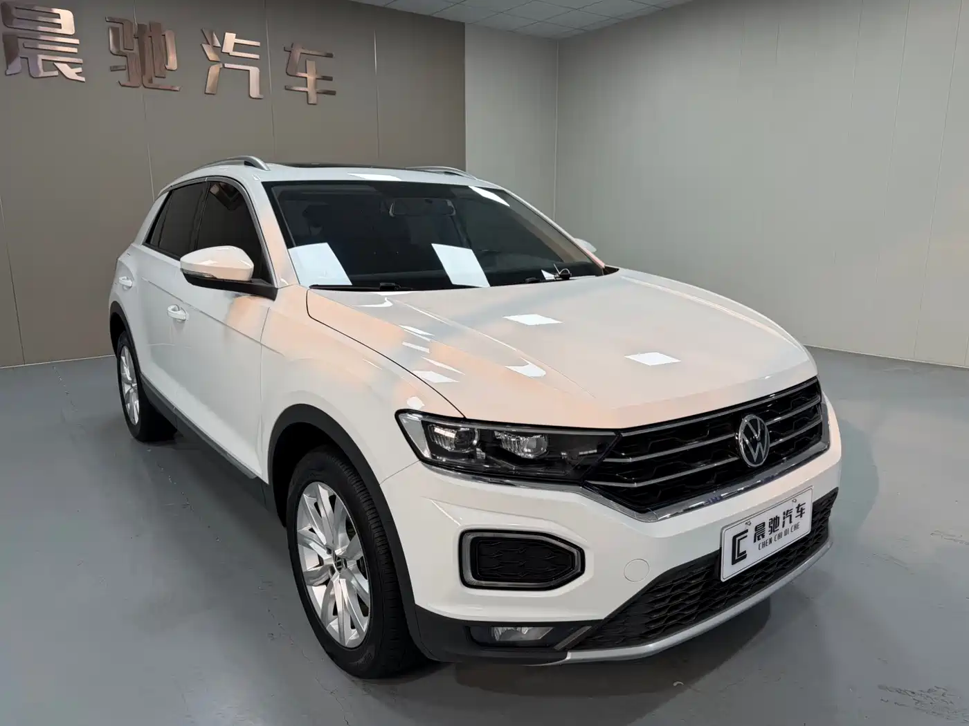 VOLKSWAGEN T ROC EXPLORING SONGS