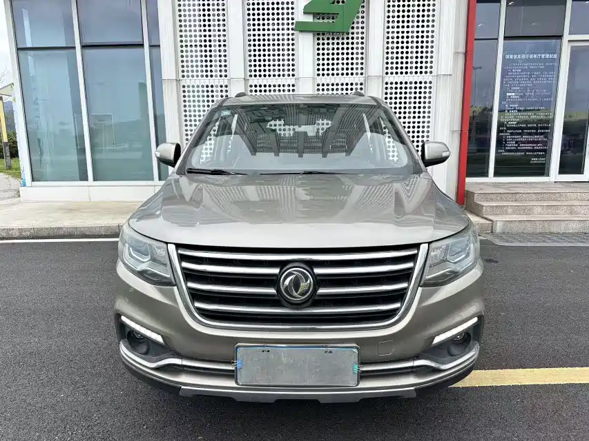 Dongfeng Fengxing Fengxing SX6 2017 2016 1.6L CVT Luxury