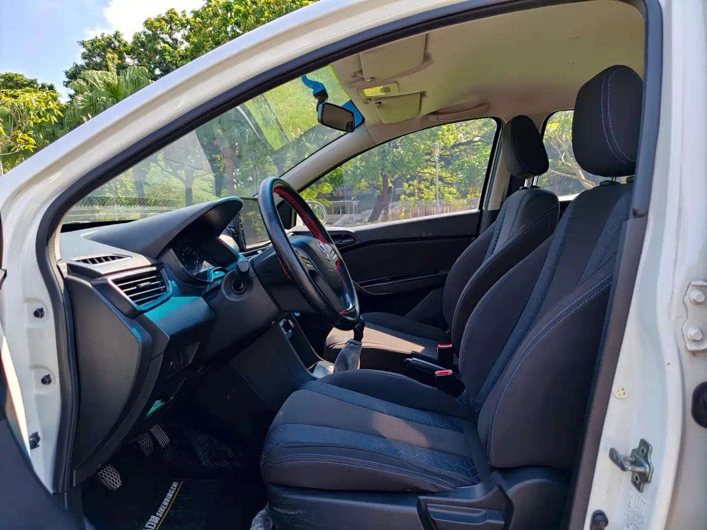 Baojun 310 2019 2016 1.2L Manual Comfort Model