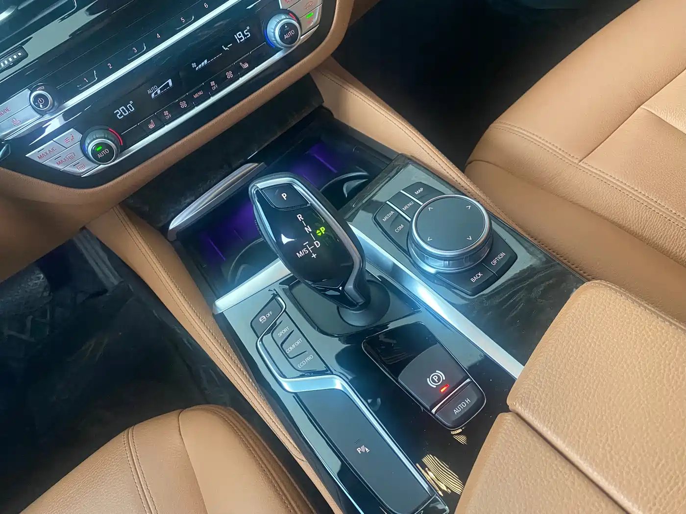 BMW 5 Series 2020 530Li Leading M Sport Package фото 11