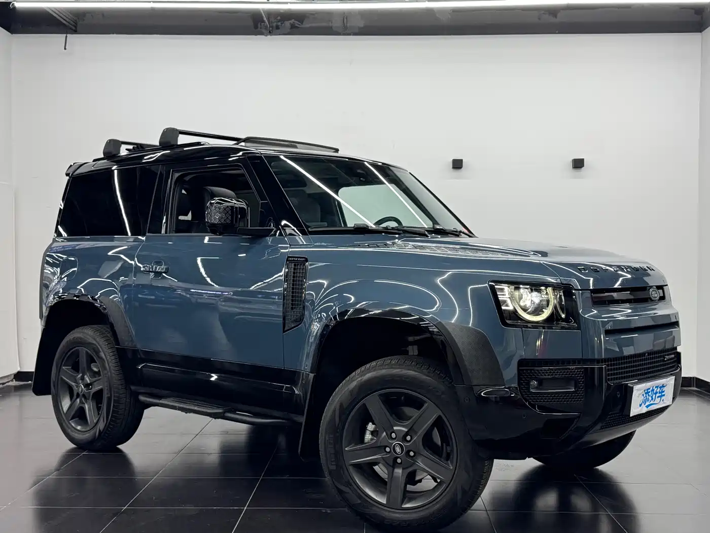 Land Rover Defender 2022 90 2.0T P300 X-DYNAMIC HSE фото 3