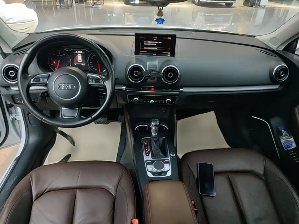 Фото 10 - Audi A3