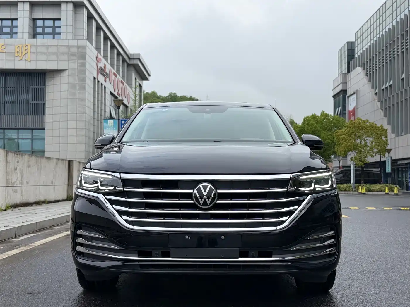 Volkswagen Viloran 2025 2024 380TSI Executive Edition