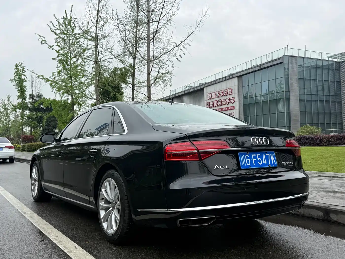 Audi A8 2014 A8L 45 TFSI quattro Comfort фото 10