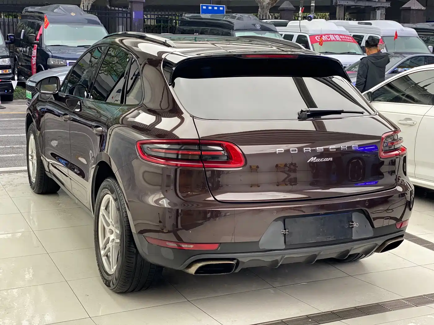 Porsche Macan 2017 Macan 2.0T фото 9