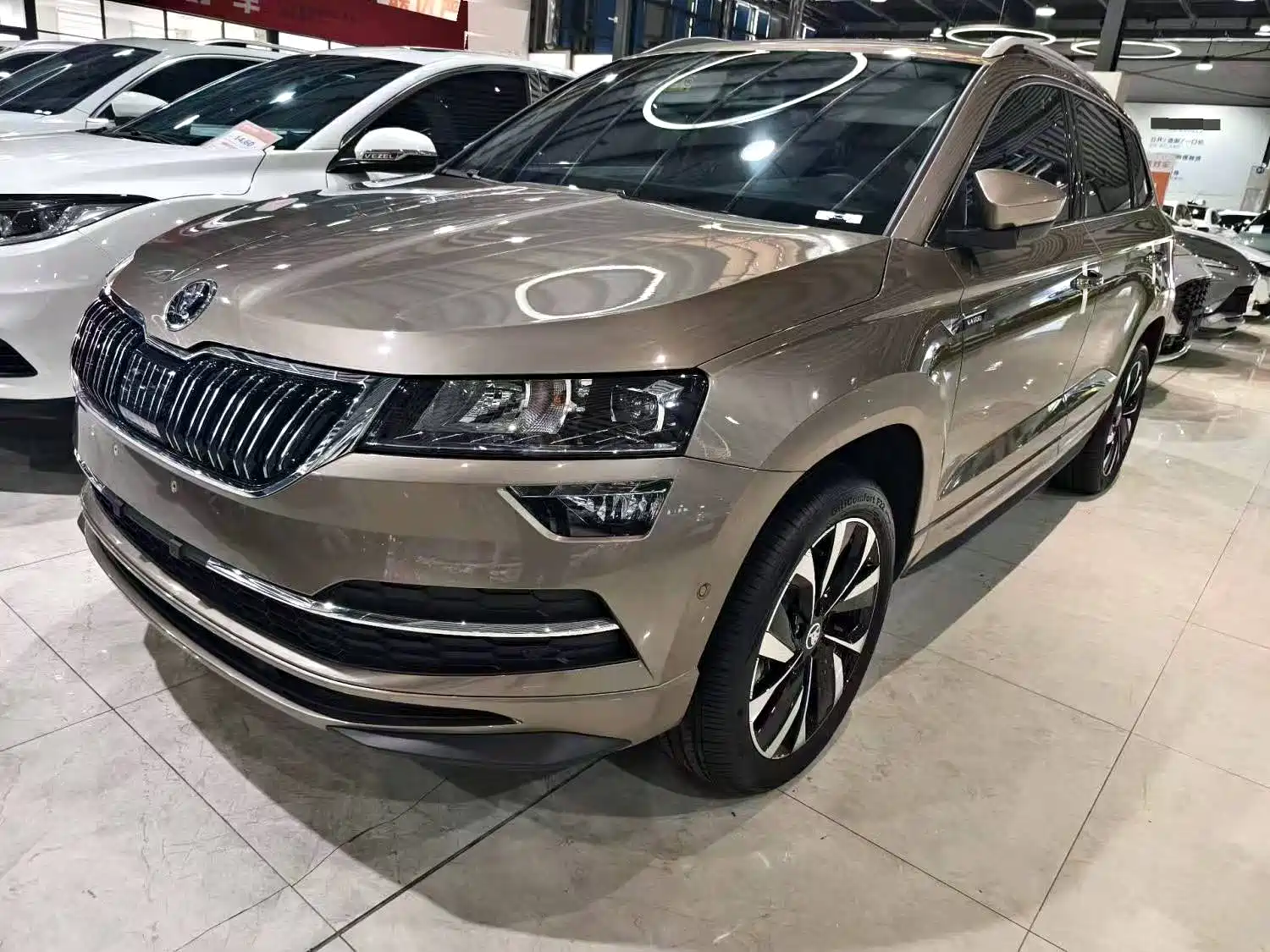 Photo 5 - Škoda Karoq