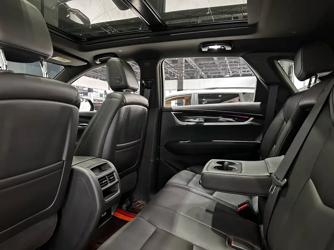 Cadillac XT5 2020 28T Luxury Model фото 15