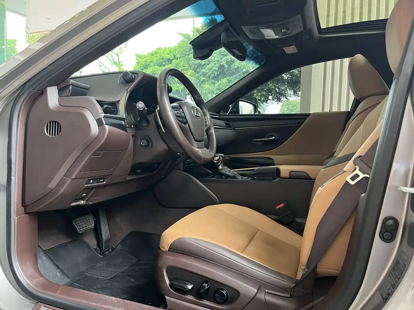 Lexus ES 2020 200 Excellence фото 4