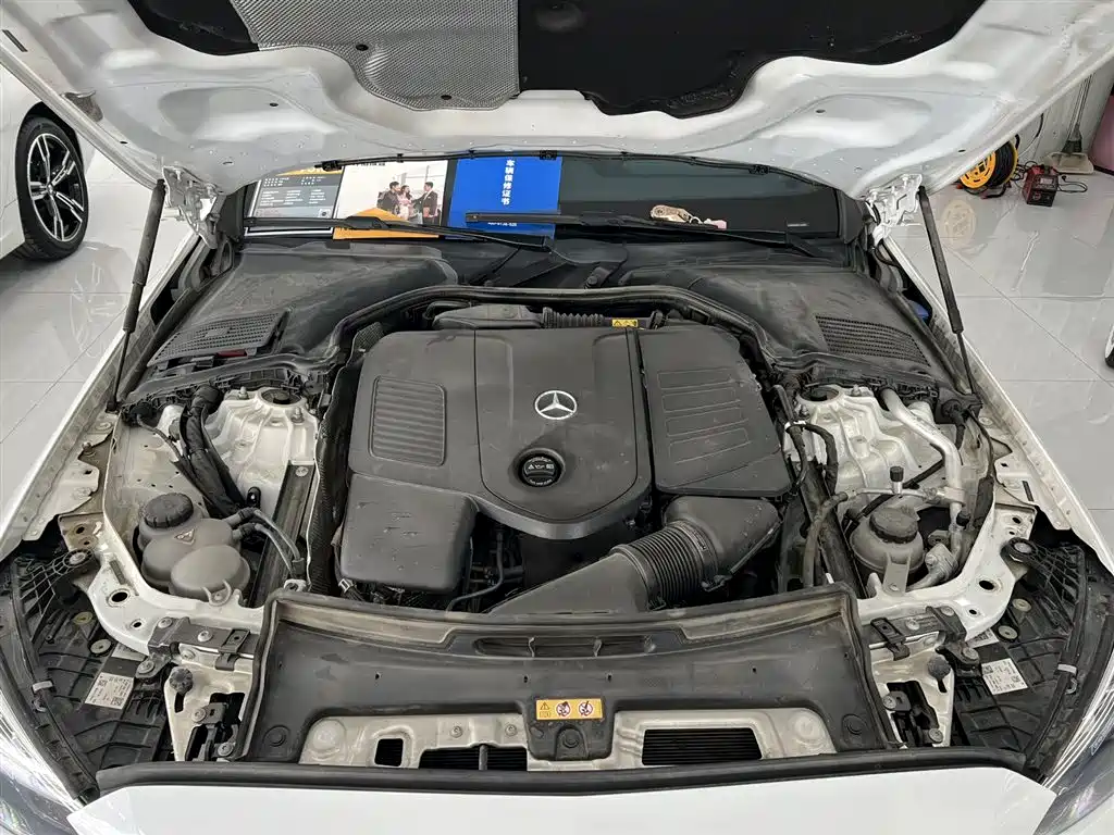 MERCEDES-BENZ C CLASS