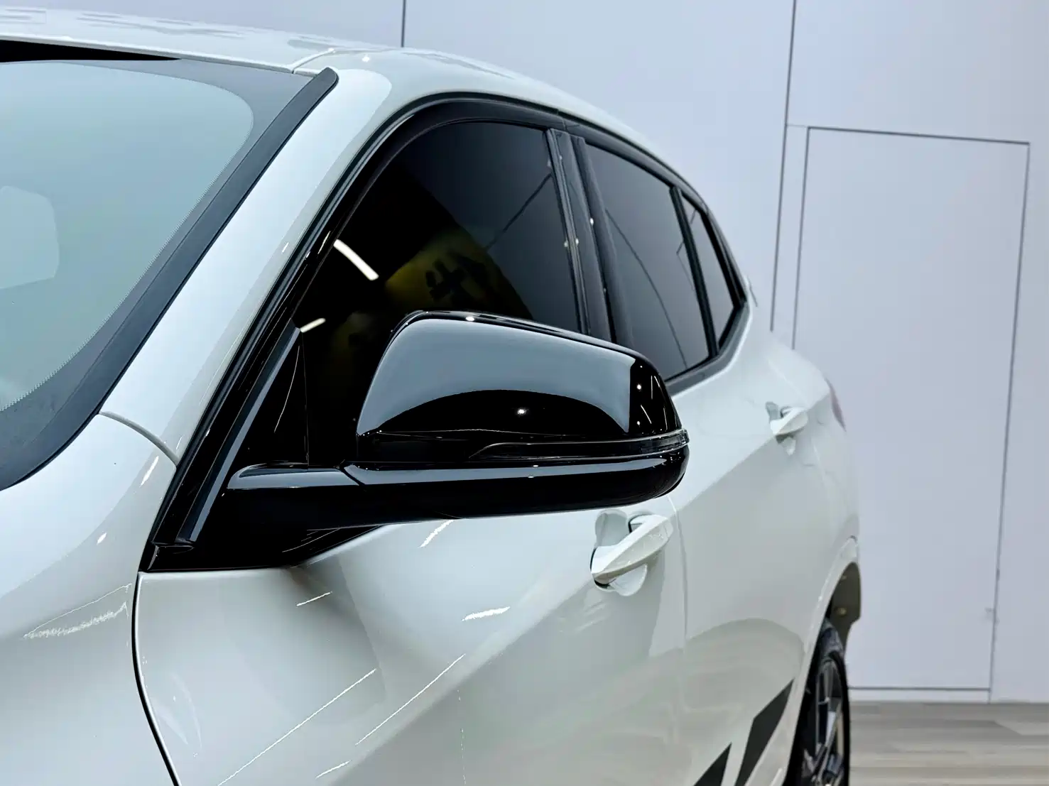 Фото 27 - BMW X2