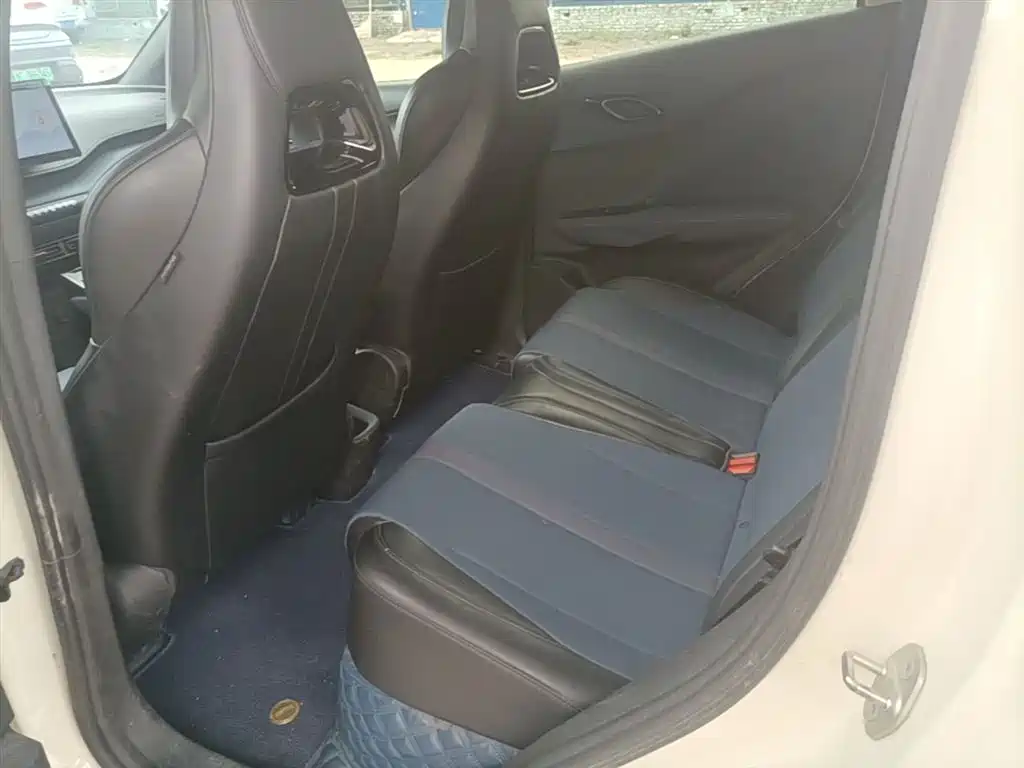 BYD Seagull 2024 Glory Edition 405km Soaring Edition фото 17