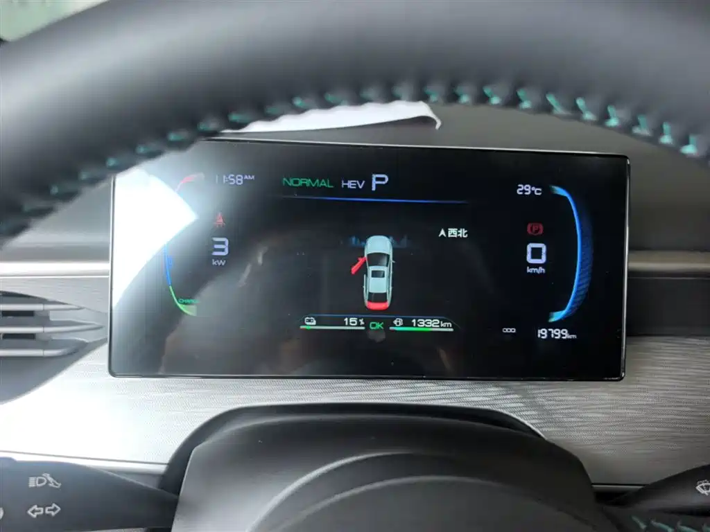 BYD Hai Bao 05 DM-i 2025 DM-i Smart Drive Edition 55KM Luxury фото 12