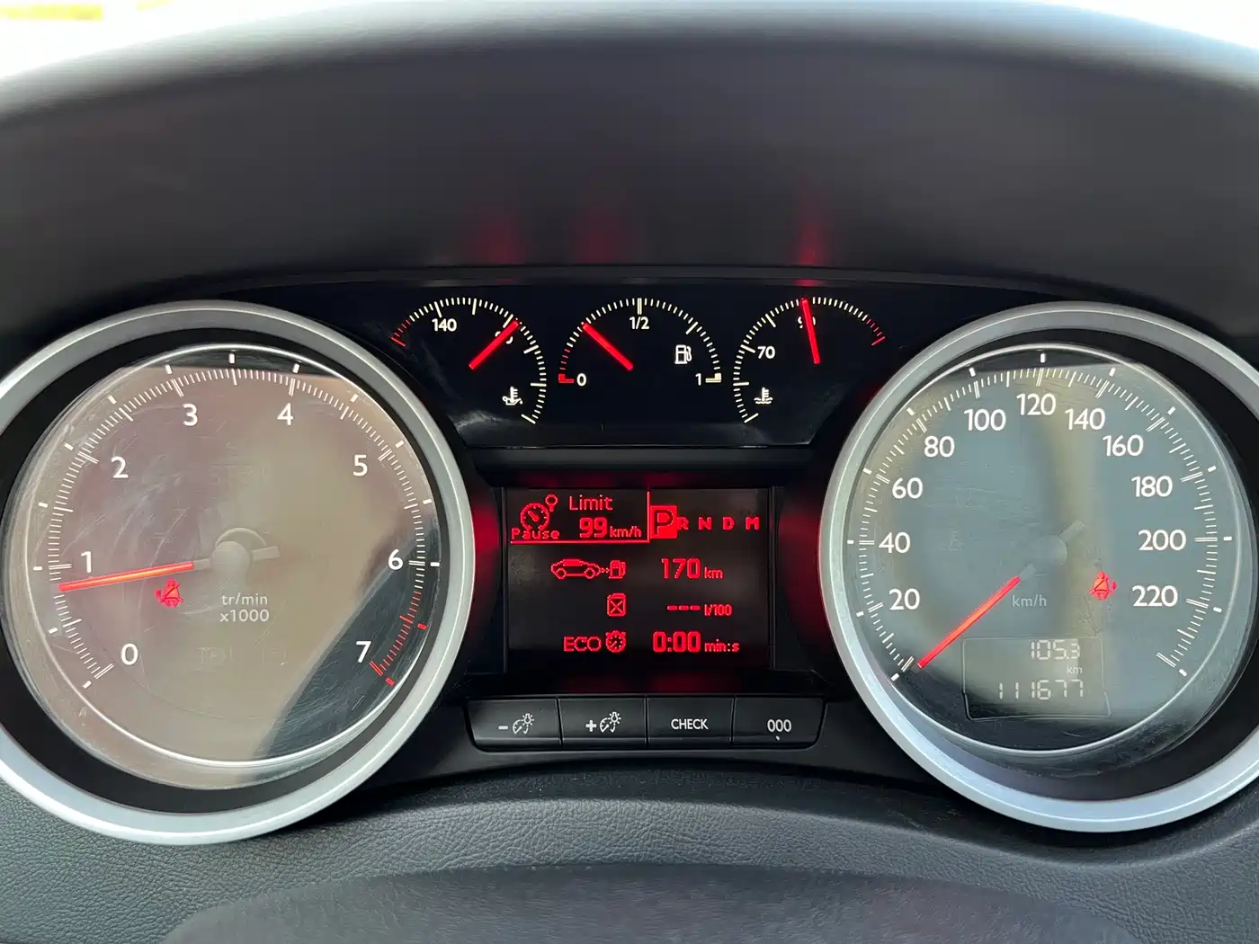 Peugeot 508 2016 1.6THP Automatic Smart Edition фото 13