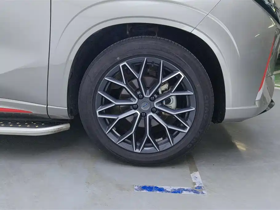 CHANGAN CHANGAN AUCHAN Z6