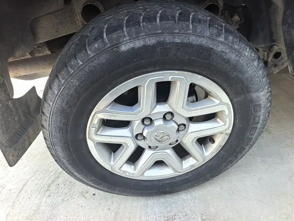 BAIC ORV Beijing Offroad BJ40 2016 Model 40L 2.0T Manual 4WD Premium фото 12