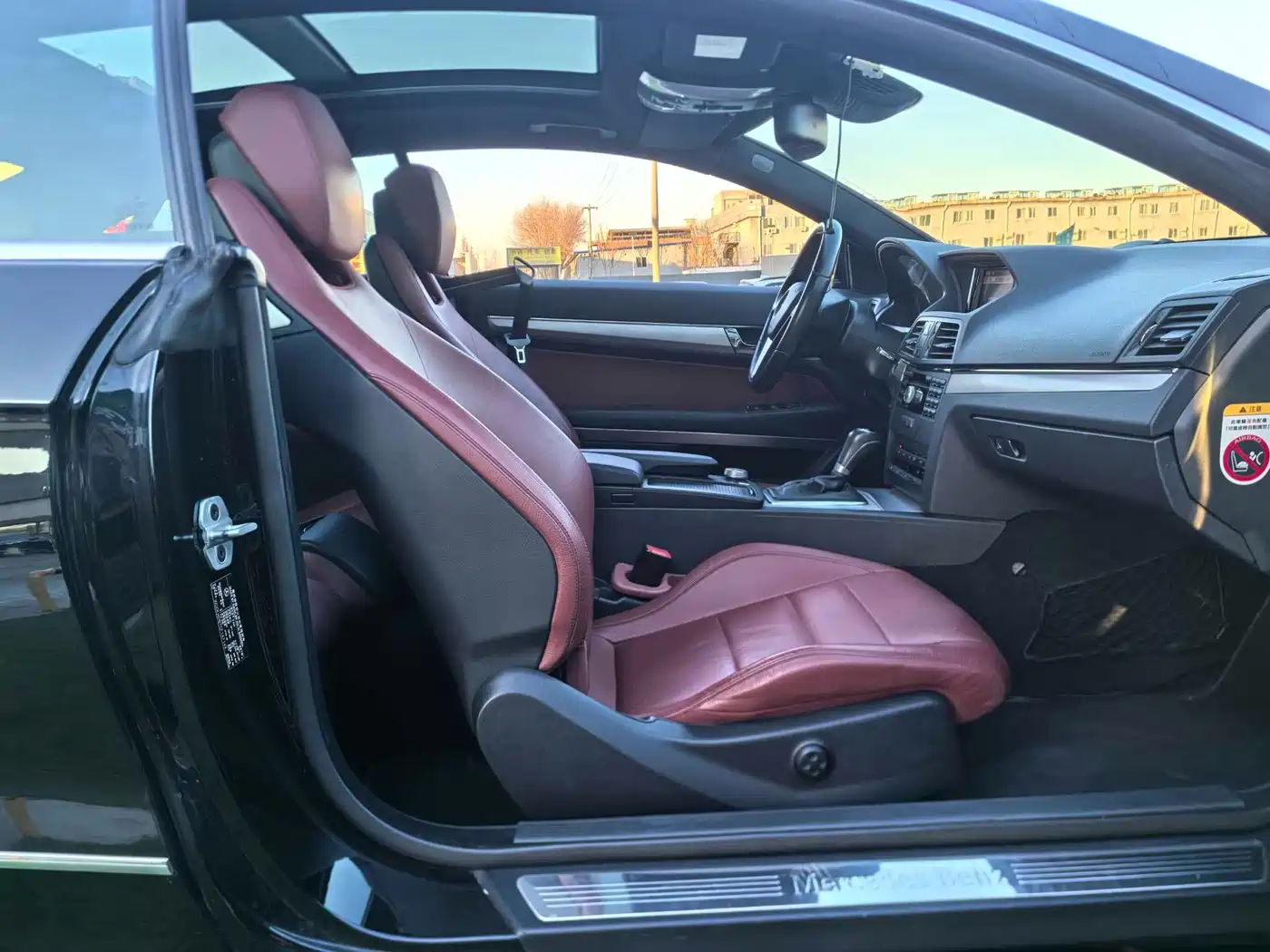 Mercedes-Benz E-Class (Import) 2011 E 260 CGI Coupe фото 13
