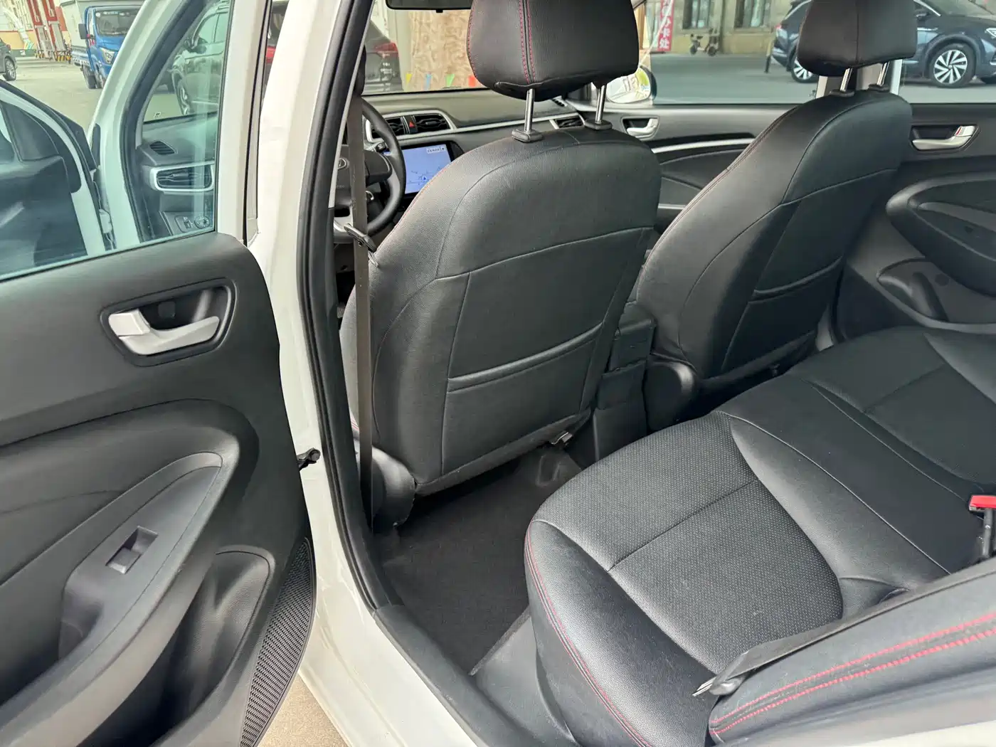 Hyundai Verna 2020 1.4L Manual GL Renewal Edition фото 8