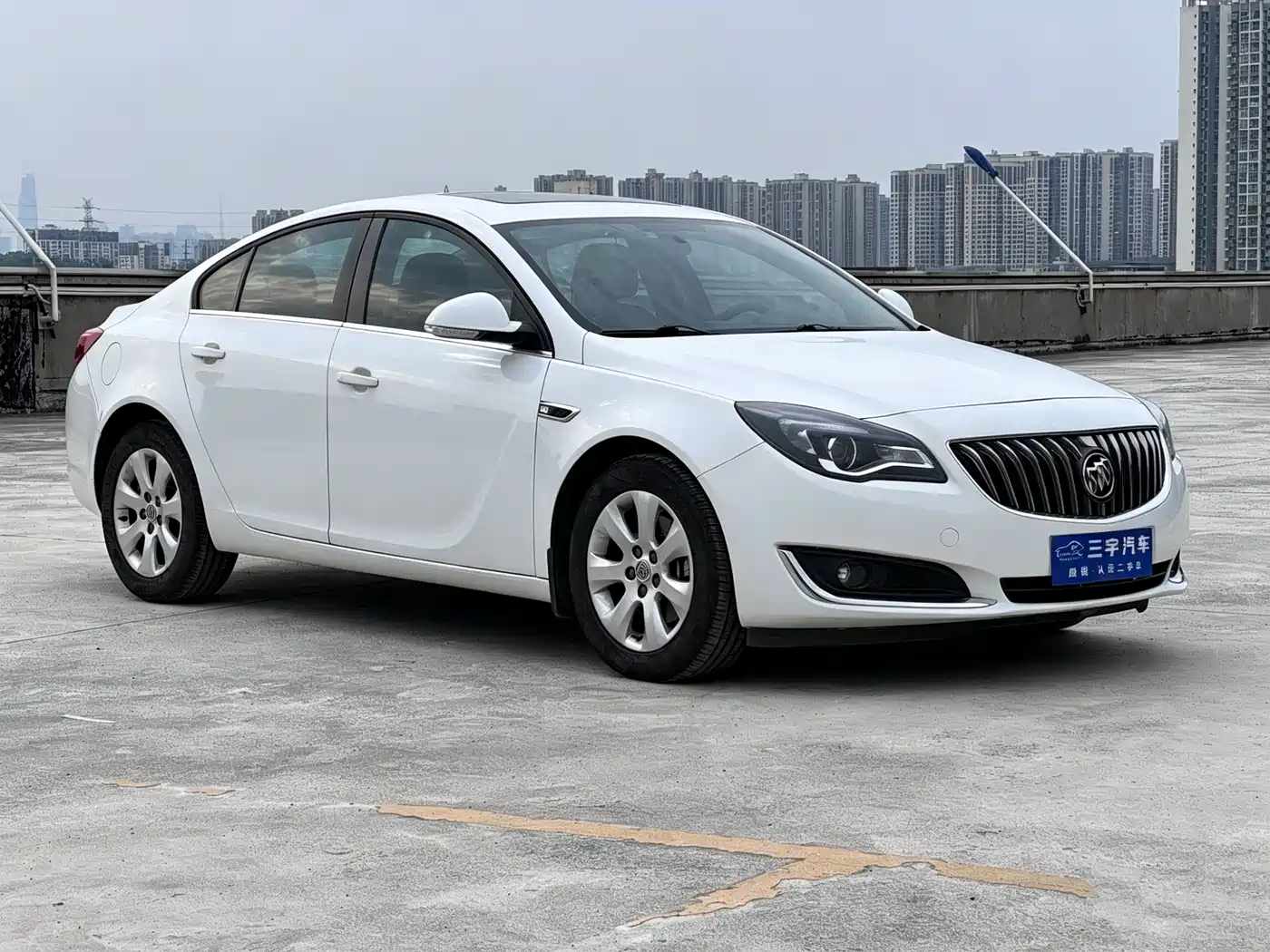Buick Regal 2015 1.6T Leading Tech Edition фото 3