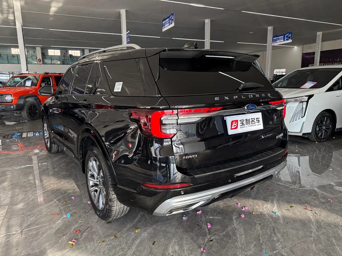 Ford Explorer 2025 2.3T EcoBoost 4WD Cross Country Edition 5-seater фото 4
