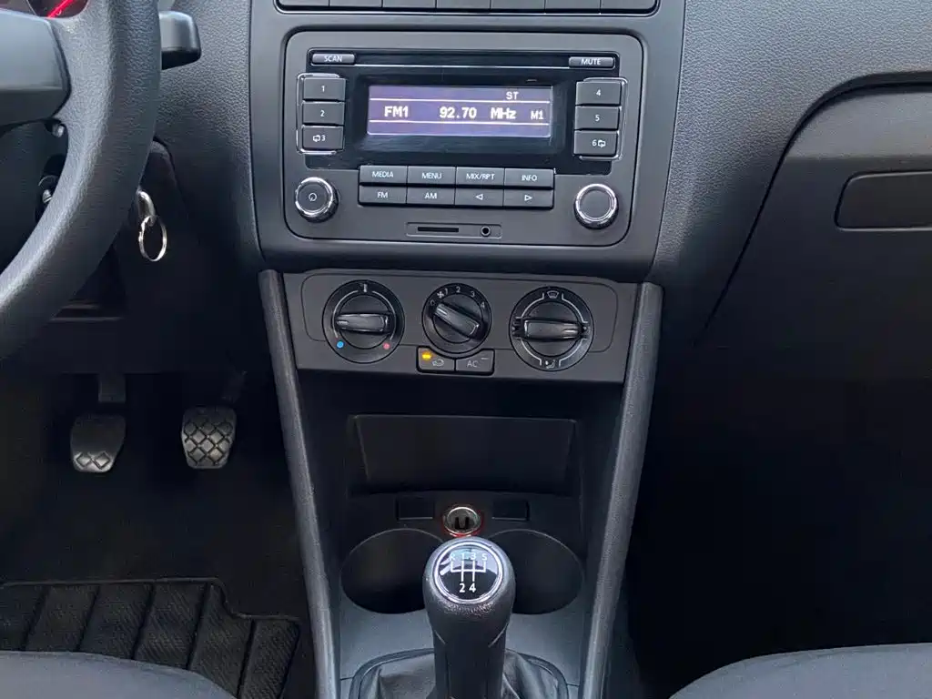Volkswagen Polo 2013 2013 1.4L Manual Trend Edition
