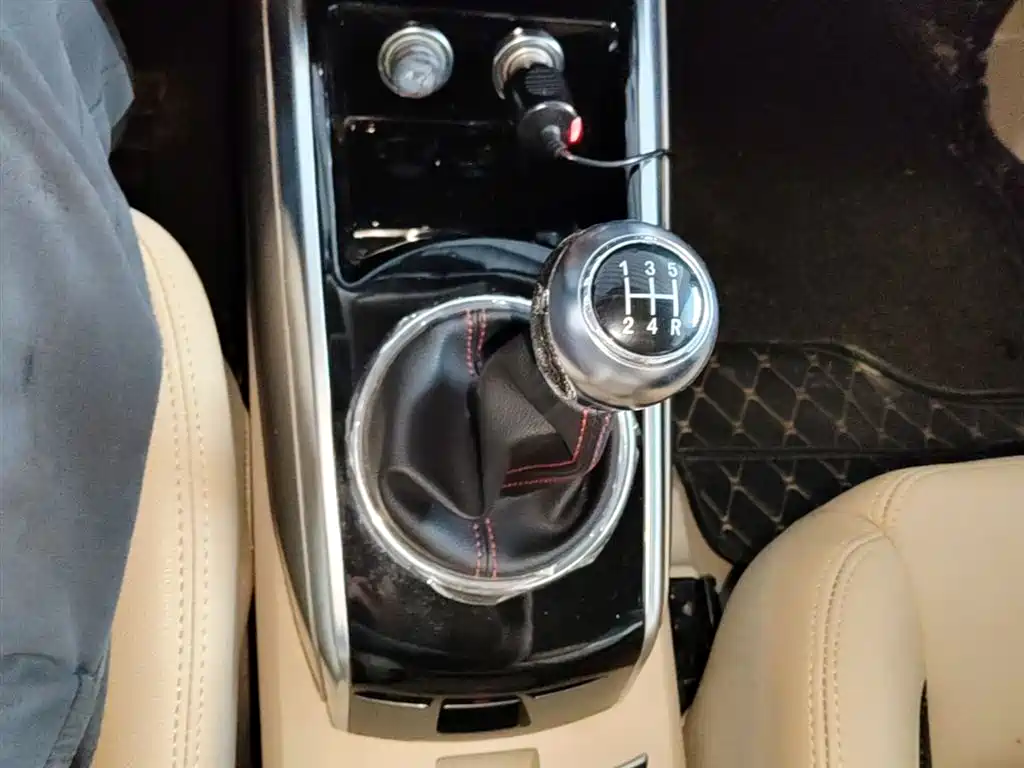 Zotye Damai X5 2017 2017 Value Edition 1.6L Manual Comfort
