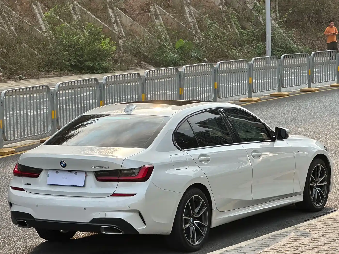 BMW 3 Series 2022 325Li M Sport Package фото 14