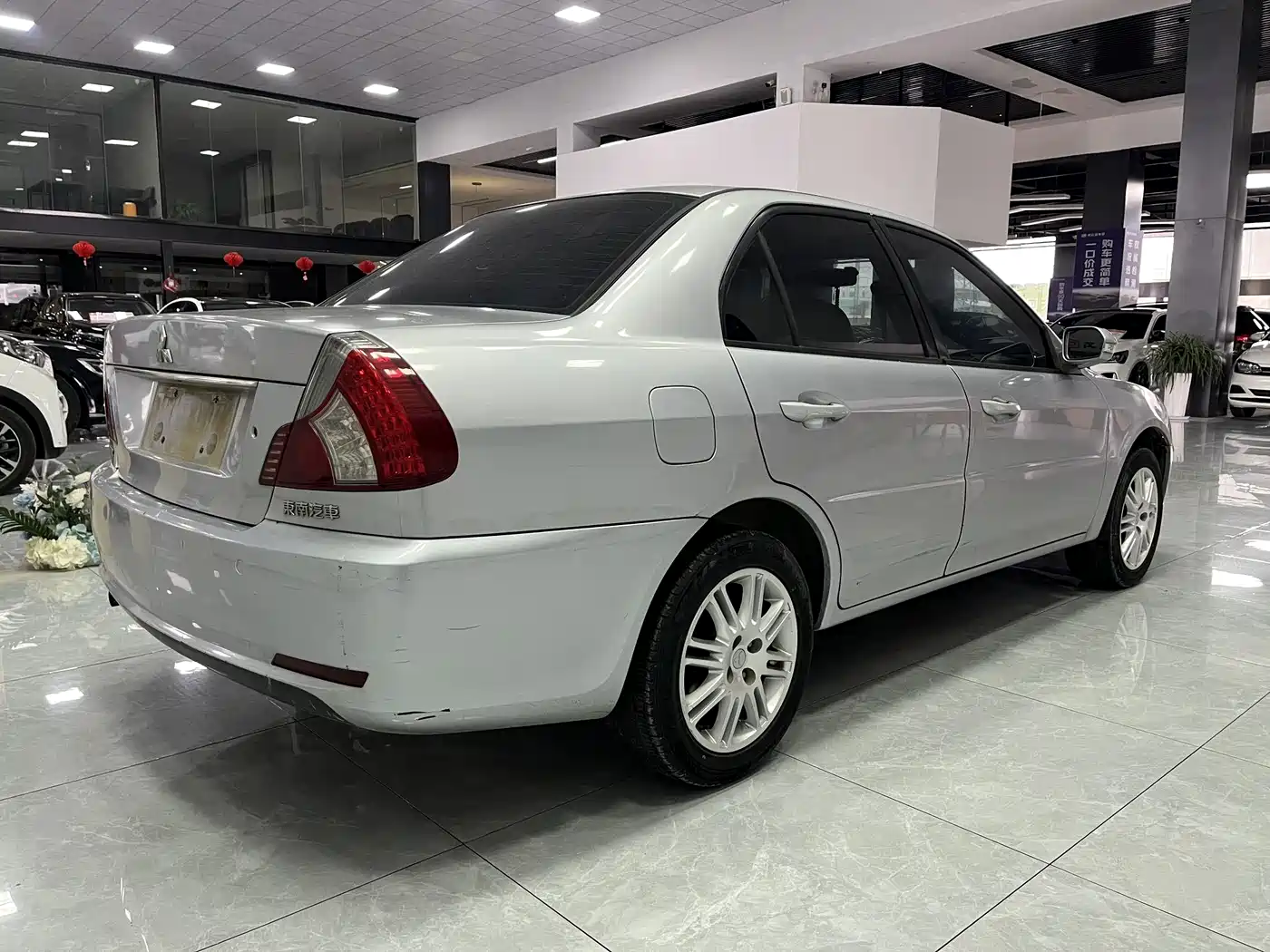 Mitsubishi Lancer 2012 1.6L Manual Comfort SEi фото 6