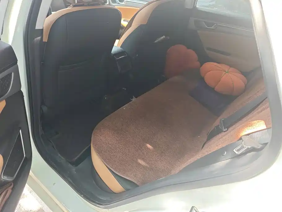 Geely Emgrand GL 2020 2020 1.4T CVT Asian Games Edition