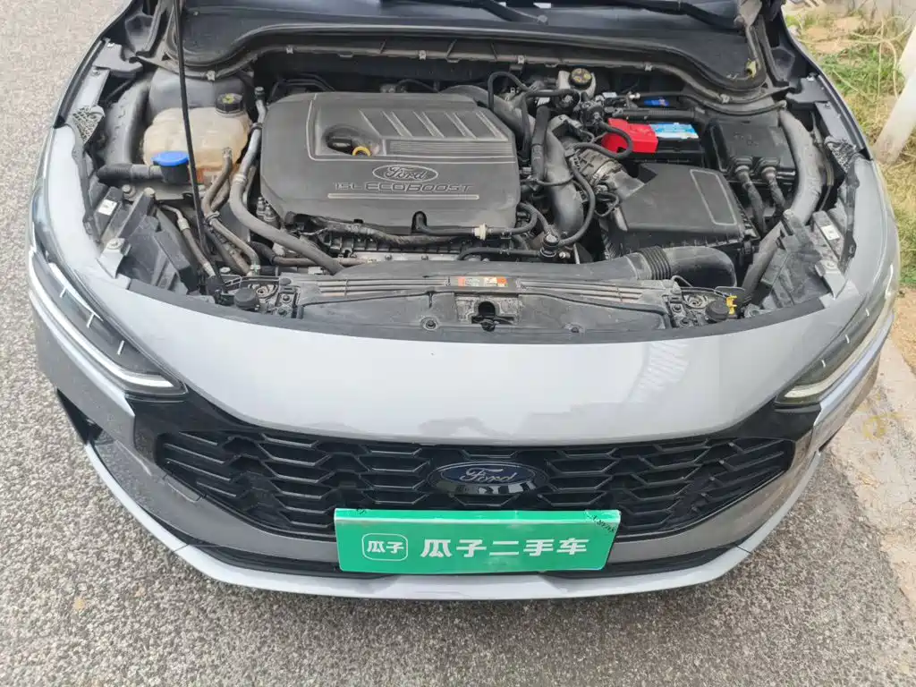 Ford Focus 2023 2022 Sedan EcoBoost 180 Auto Speed Edition