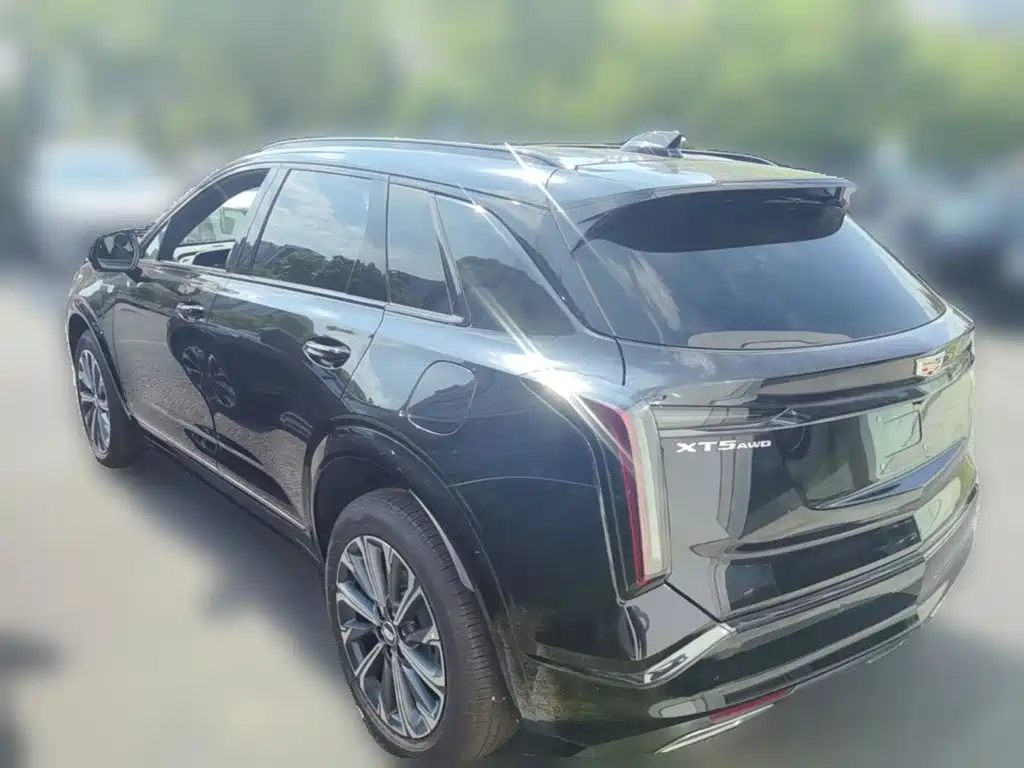 Cadillac XT5 2026 2025 2.0T Luxury