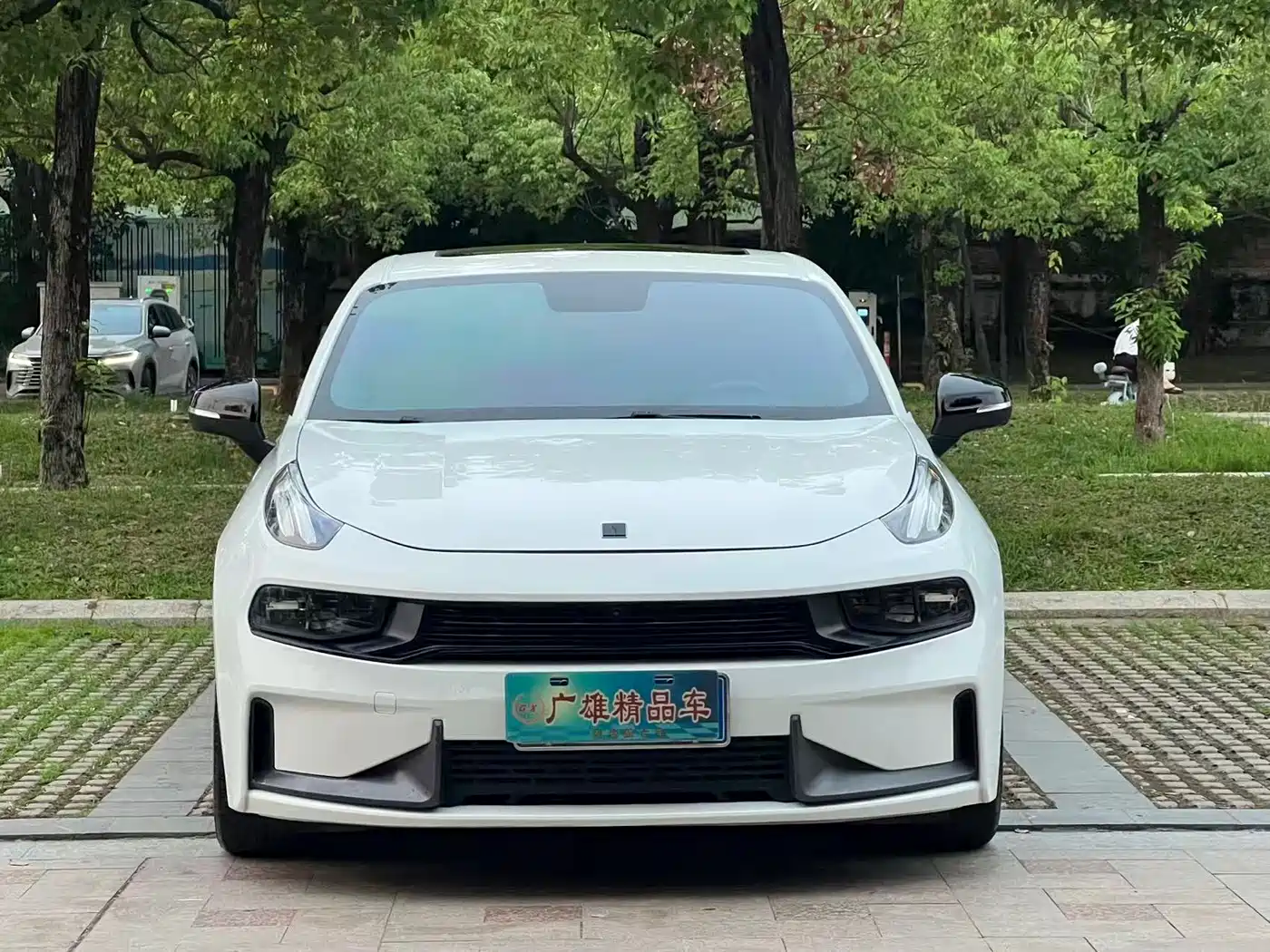 Lynk & Co 03 2021 2.0TD Auto Jin Pro фото 5