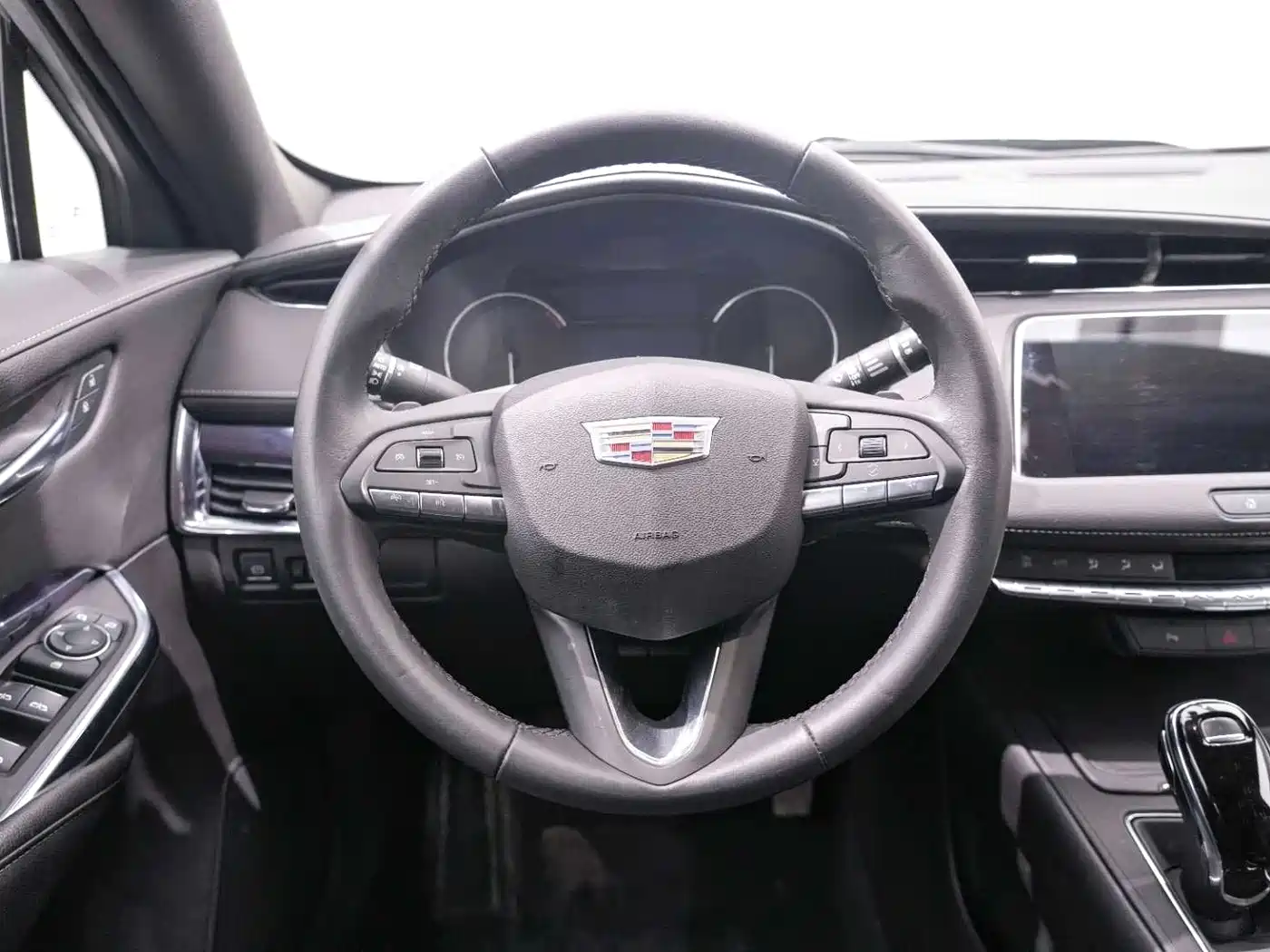 Cadillac XT4 2022 28T FWD Style фото 21