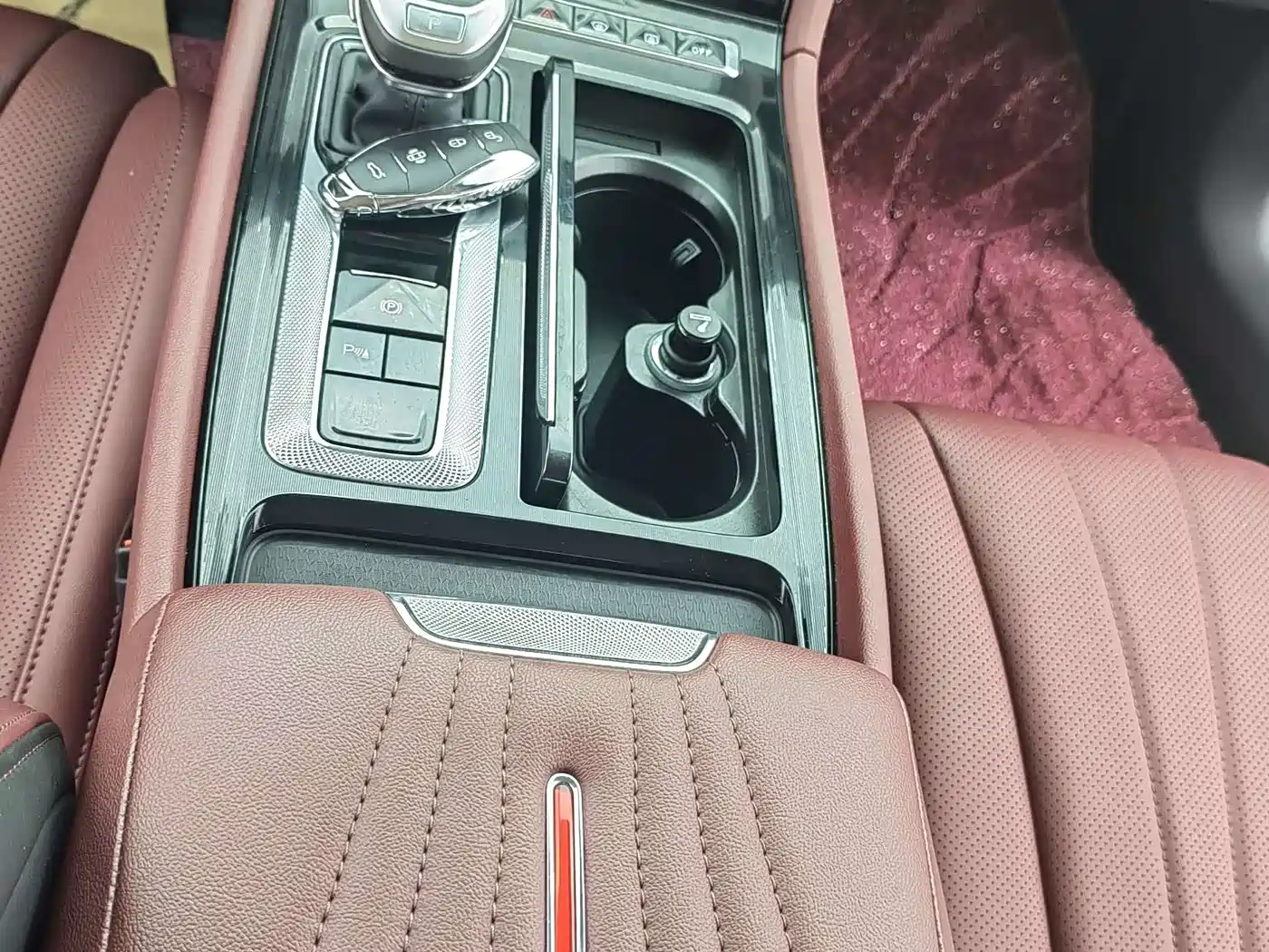 Hongqi H5 2023 1.5T DCT Smart Connect Flag Rhythm фото 8