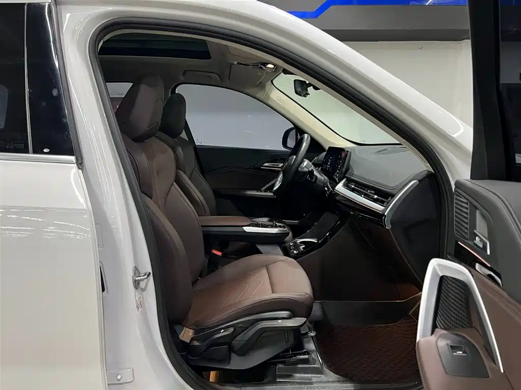 BMW X1 2023 sDrive20Li X Design Package фото 21