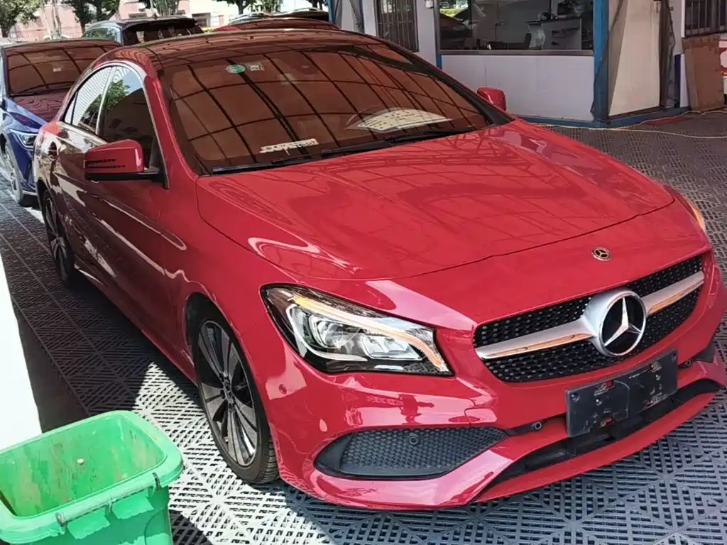 صورة 4 - Mercedes-Benz CLA (Import)