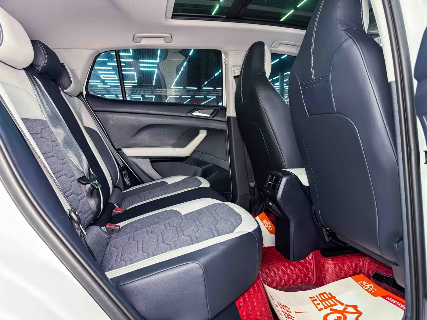 Volkswagen Tharu, миниатюра 16