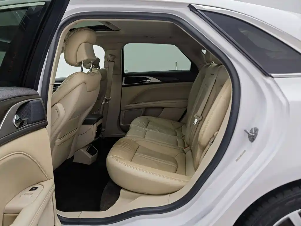 Lincoln MKZ 2018 2017 2.0T Exclusive Edition