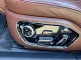 Photo 11 - Audi A8