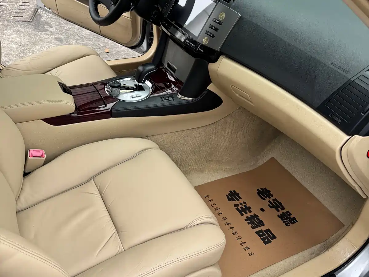 Toyota Reiz 2008 2.5S Special Commemorative Edition фото 12