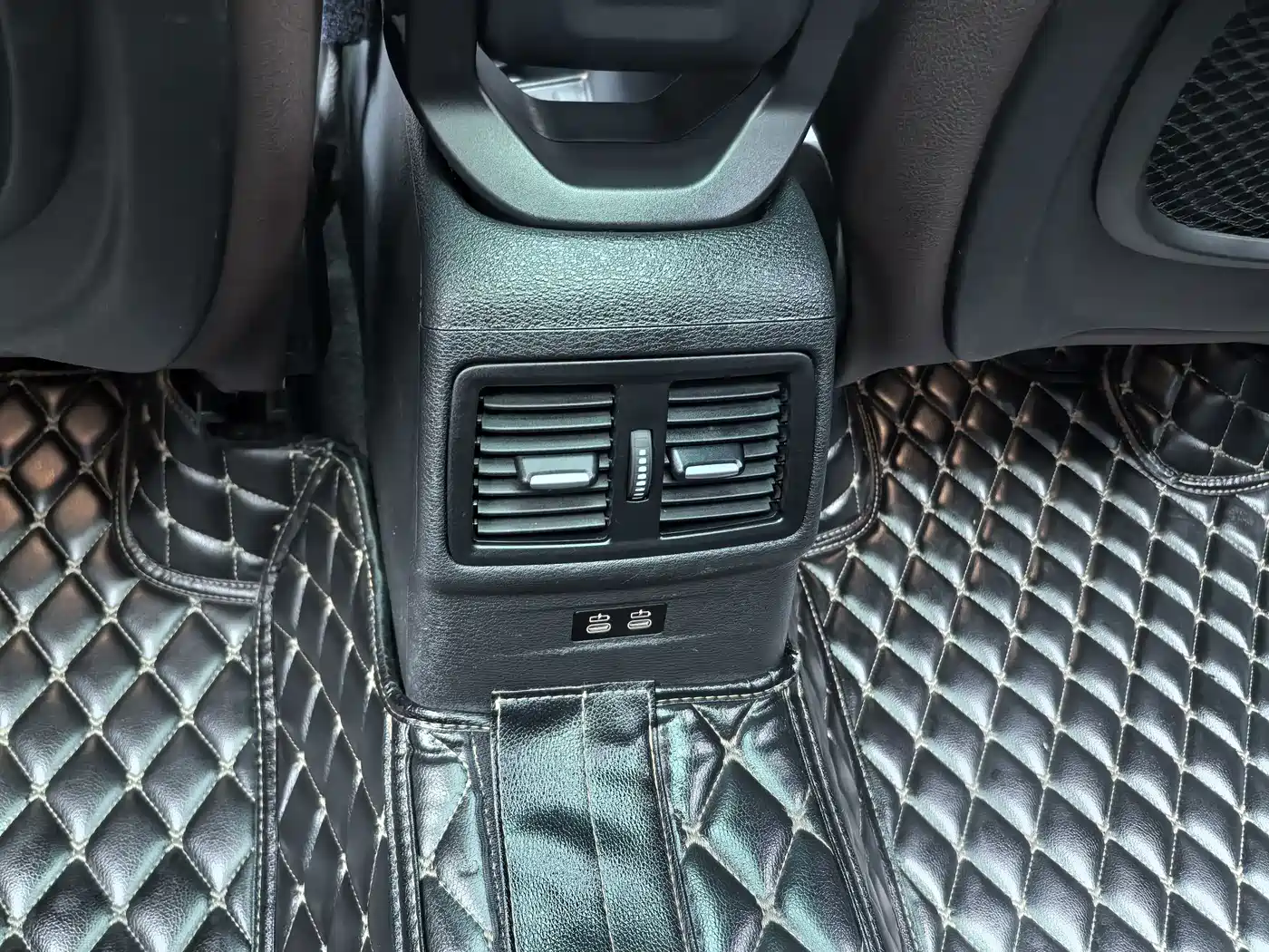 BMW X1 2021 sDrive25Li Leading фото 13