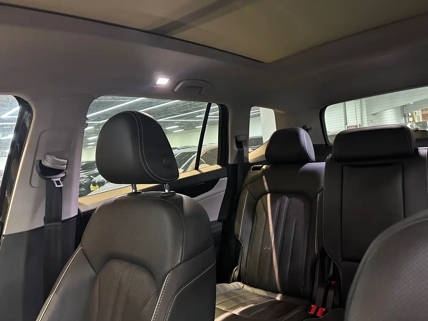 Volkswagen Teramont 2021 380TSI 4WD Premium Luxury Edition фото 6