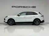 Photo 5 - Porsche Cayenne
