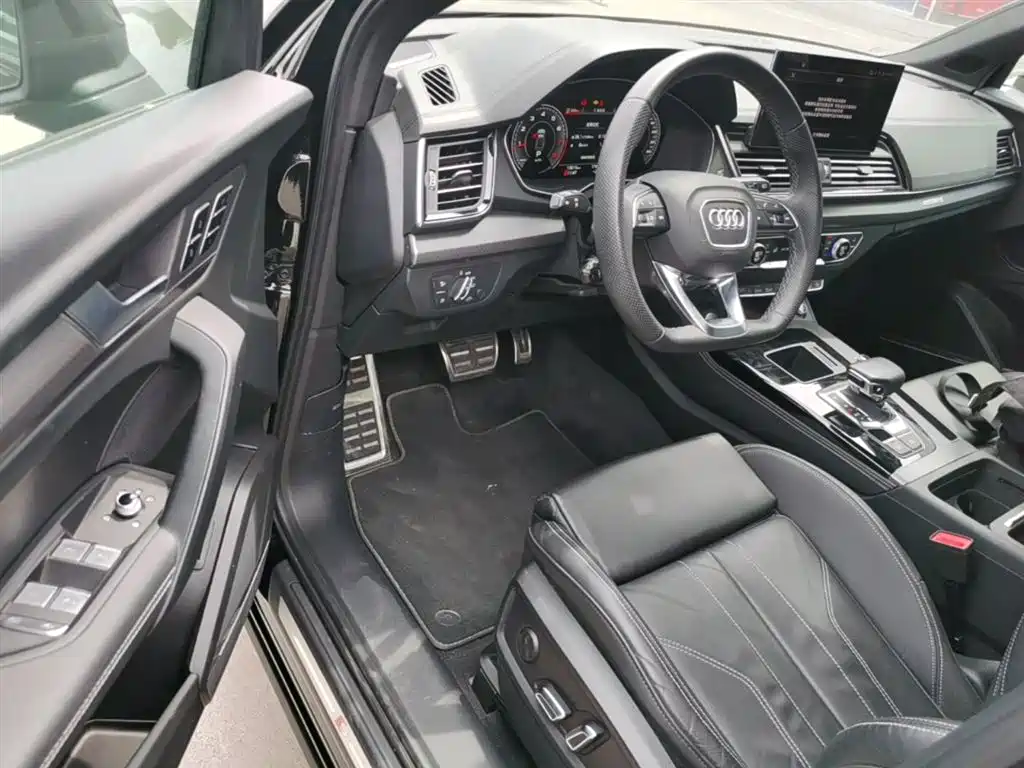 Audi Q5L 2024 Model 45 TFSI Luxury Dynamic фото 23