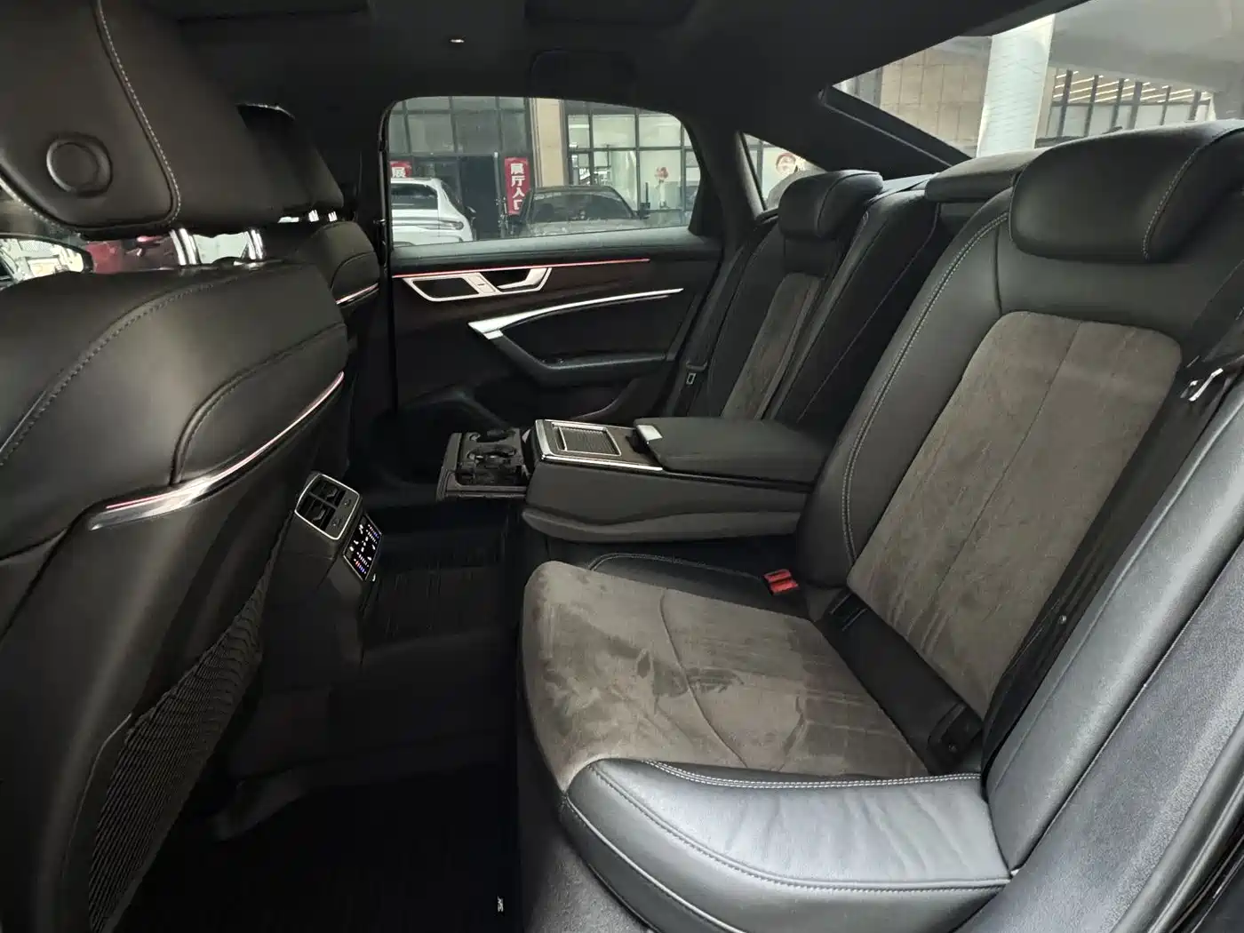 Audi A6L 2023 Facelift 45 TFSI quattro Premium Dynamic фото 8