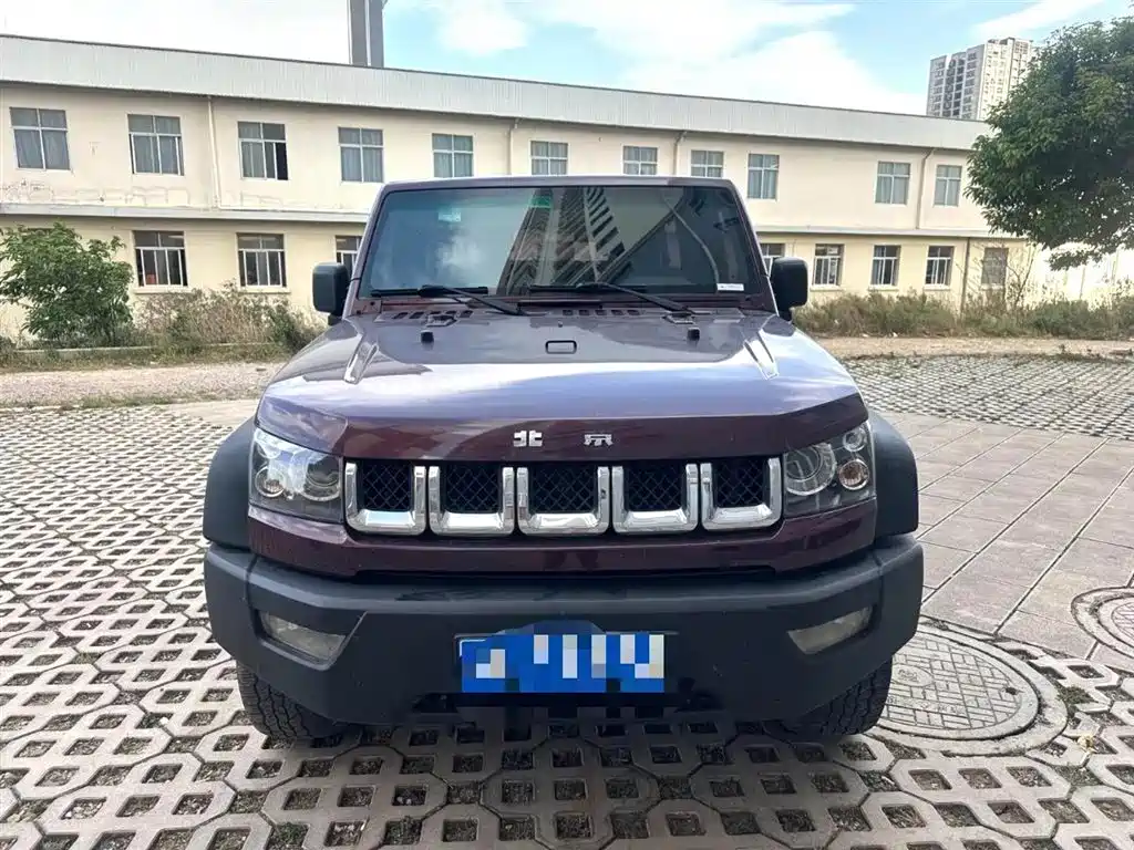 BAIC ORV Beijing Offroad BJ40 2017 40L 2.3T Automatic 4WD China Rally Champion Edition фото 2